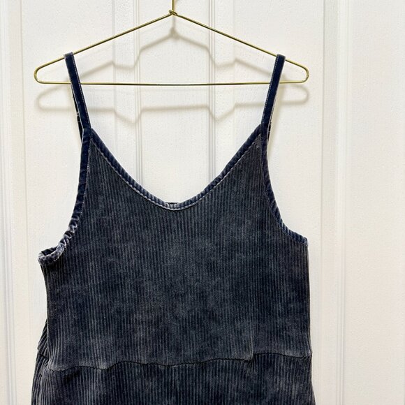 Journal Standard Velvety Corduroy Jumpsuit Size S Gray Wide Cropped Leg Stretchy - Picture 9 of 12